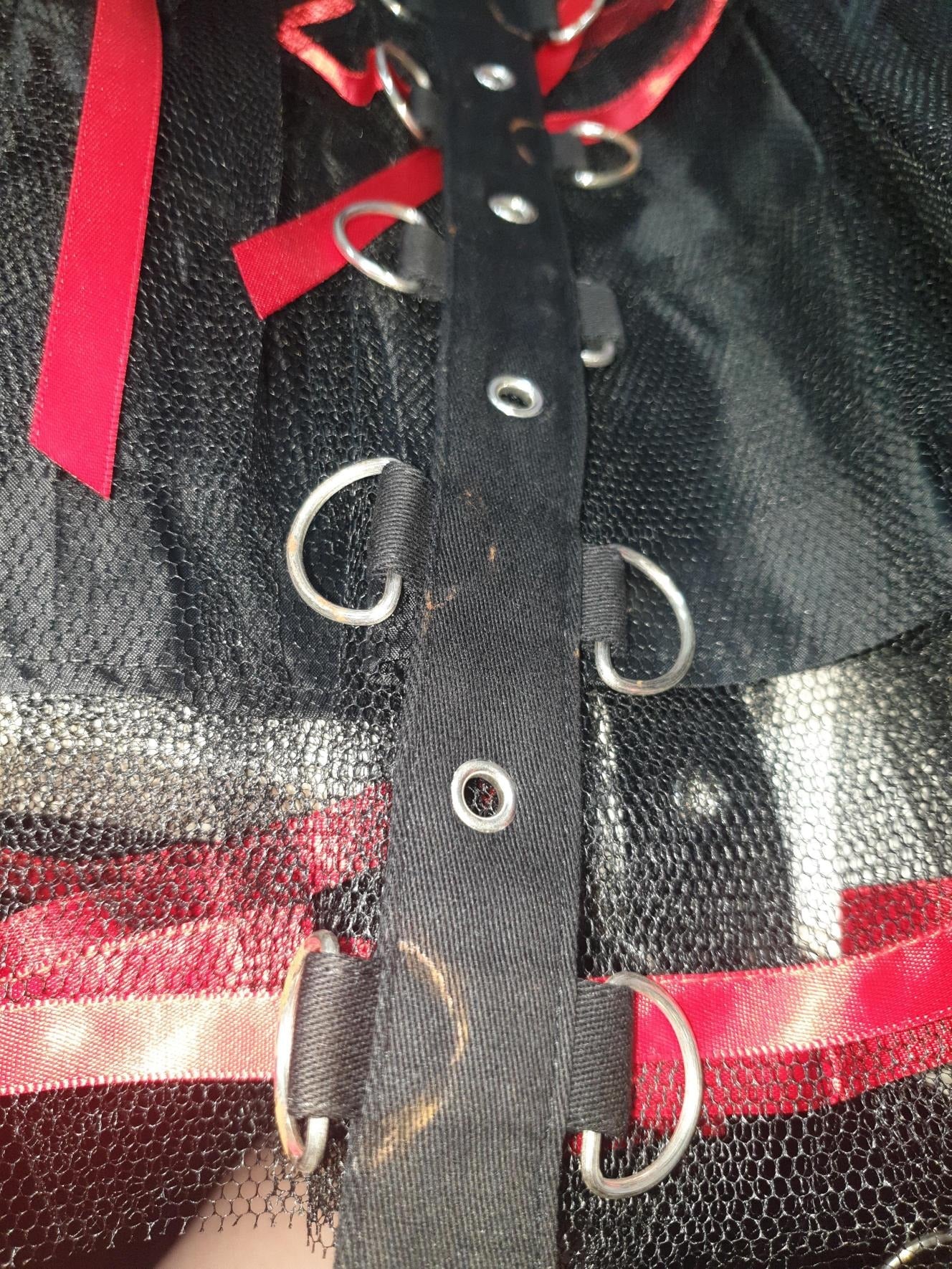 Chai [Black/Red] | MINI SKIRT (DAMAGED)** - Image 3