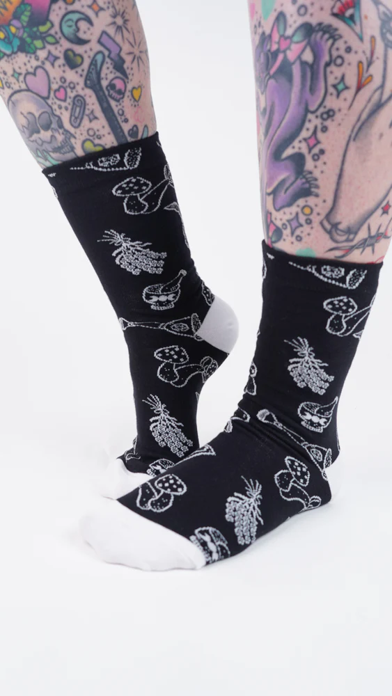 Cottage Witch | CREW SOCKS - Image 4