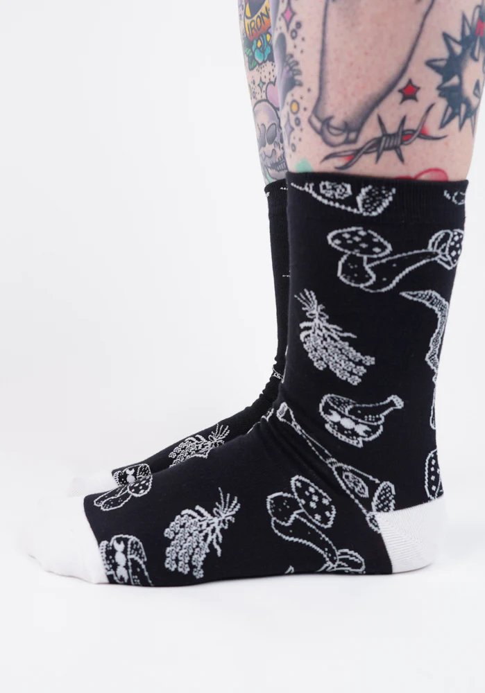 Cottage Witch | CREW SOCKS - Image 7