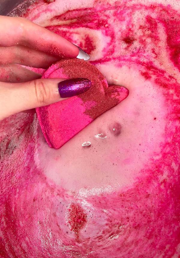 Cult [Strawberry] | HEART BATH BOMB - Image 5