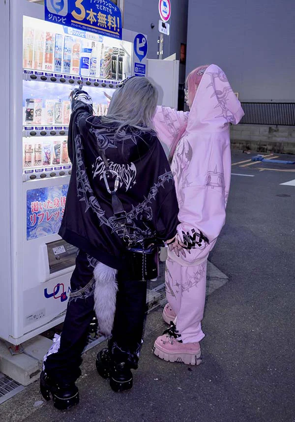 Death Kiss [Black] | CHAIN HOODIE - Image 5