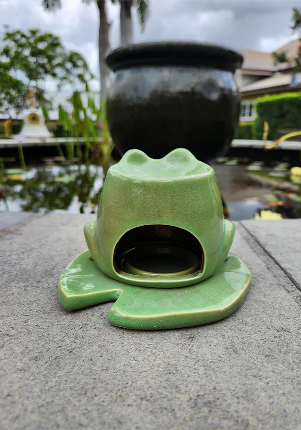 Frog [on Lilypad] Shaped | OIL BURNER - Image 2