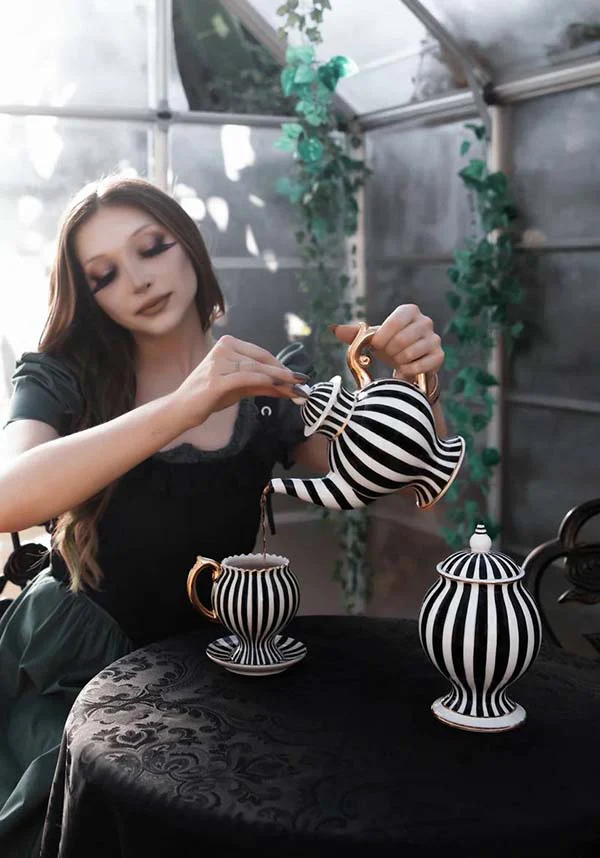 Grim & Ghostly | TEACUP & SAUCER - Image 15