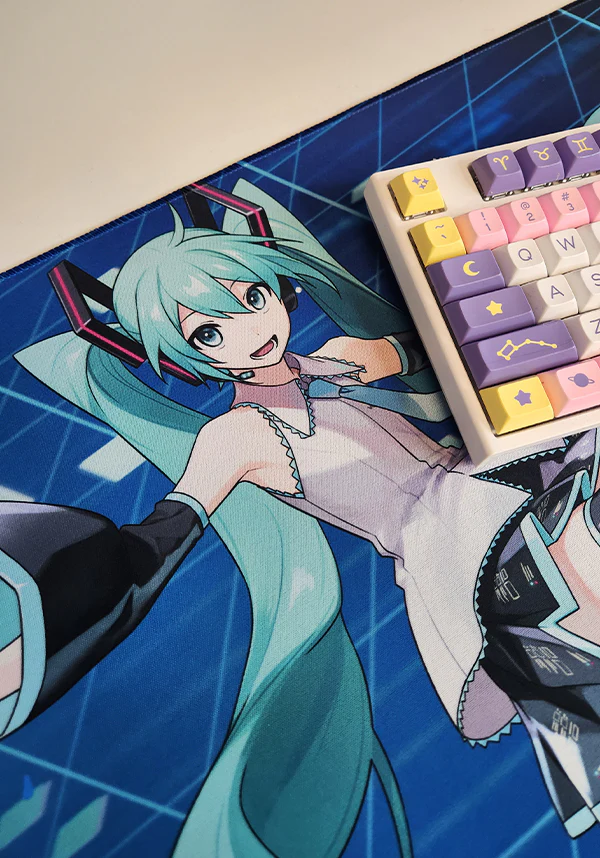 Hatsune Miku: Solo | XXL GAMING MAT - Image 2