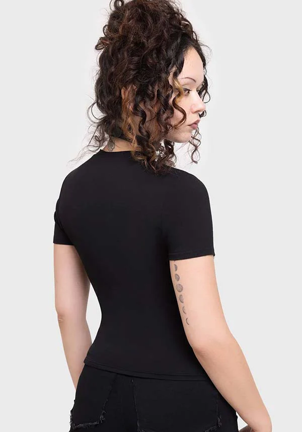Here Comes Trouble | FITTED T-SHIRT* - Image 5