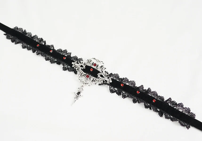 Lace Velvet Pendant | CHOKER - Image 4