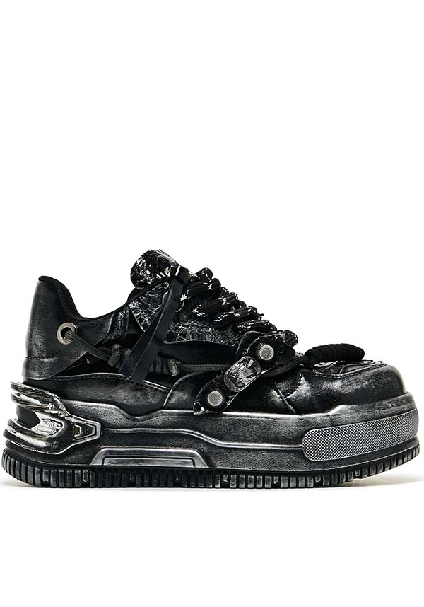Metamorphosis Distressed | PLATFORM TRAINERS - Image 4