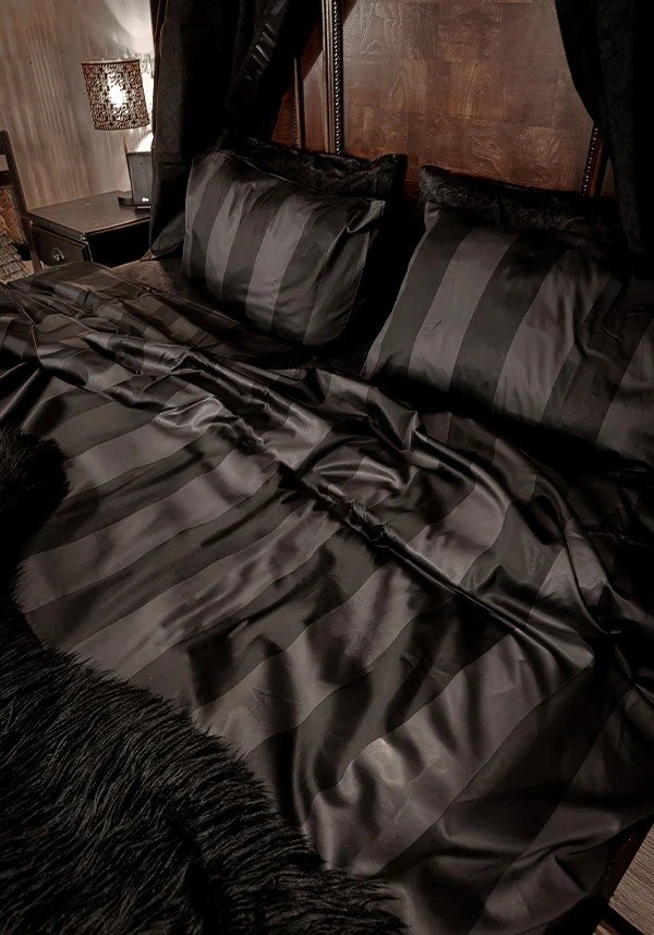 Midnight Creeps | QUILT SET [KING] - Image 15