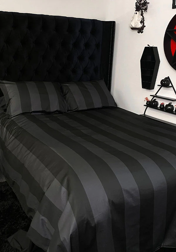 Midnight Creeps | QUILT SET [KING SINGLE] - Image 3