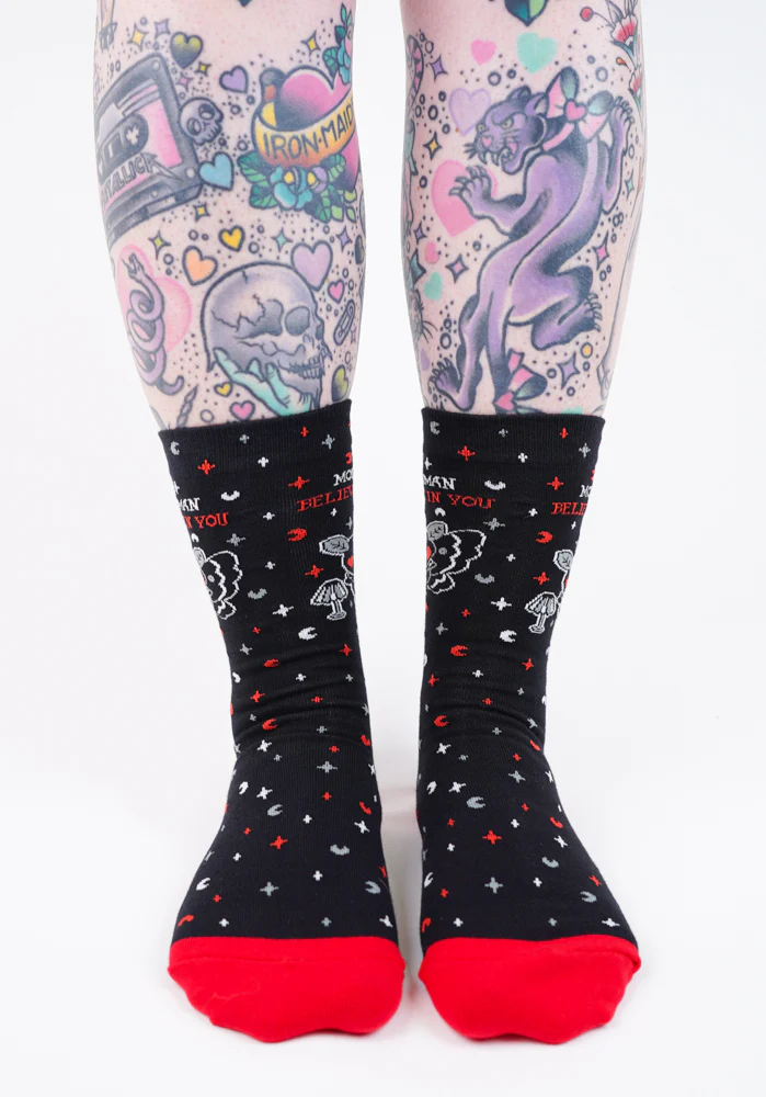 Mothman Believes In You | CREW SOCKS - Image 9