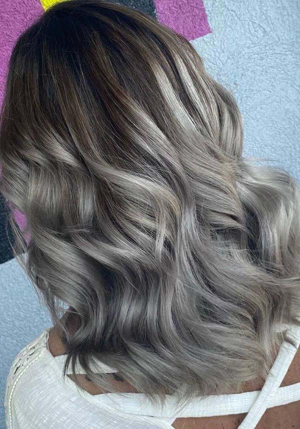 Platinum | HAIR COLOUR - Image 2
