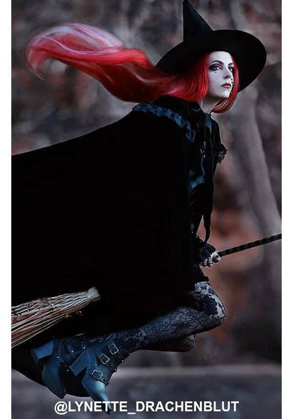 Scarlett Rogue Red | HAIR COLOUR - Image 7